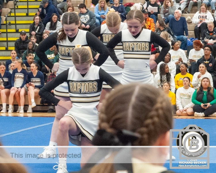 ER-Middle-CCC-DSC 2605