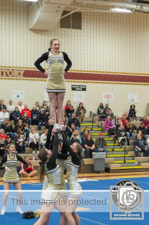 ER-Varsity-CCC- DSC1180